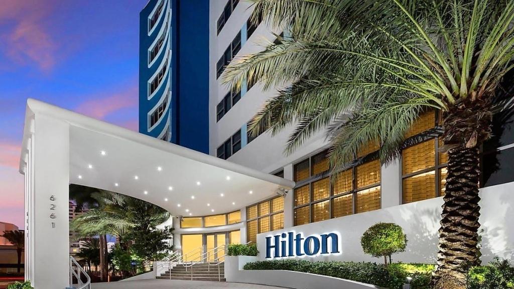 Hilton Cabana Miami Beach, sofisticada opción de lujo frente a la playa