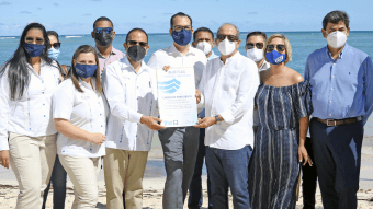 Catalonia Bávaro & Royal Bávaro apuesta por la sostenibilidad de las playas