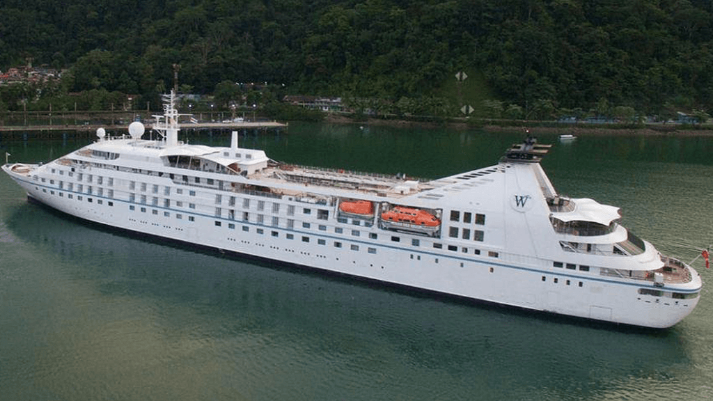 Primer crucero con turistas arribó a Golfito, Costa Rica tras 17 meses de cierre