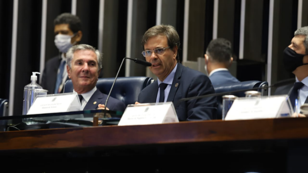 Senado de Brasil conmemora el Día del Hotelero y los 85 años de ABIH Nacional