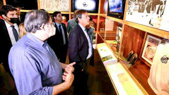 Presidente de Embratur y Ministro de Turismo de Brasil realizan visita al Museo Pelé en Santos