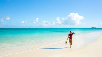 Antigua and Barbuda elimina restricciones para visitantes internacionales