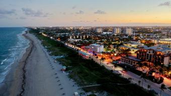 Los mejores lugares de playa en la Florida para ir de compras, comer y disfrutar de la vida nocturna