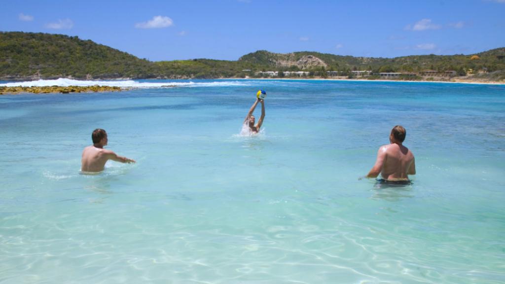 Las 5 atracciones turísticas más valoradas en Antigua y Barbuda