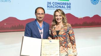ANATO entregó Reconocimiento al Mérito Turístico a José Manuel Restrepo